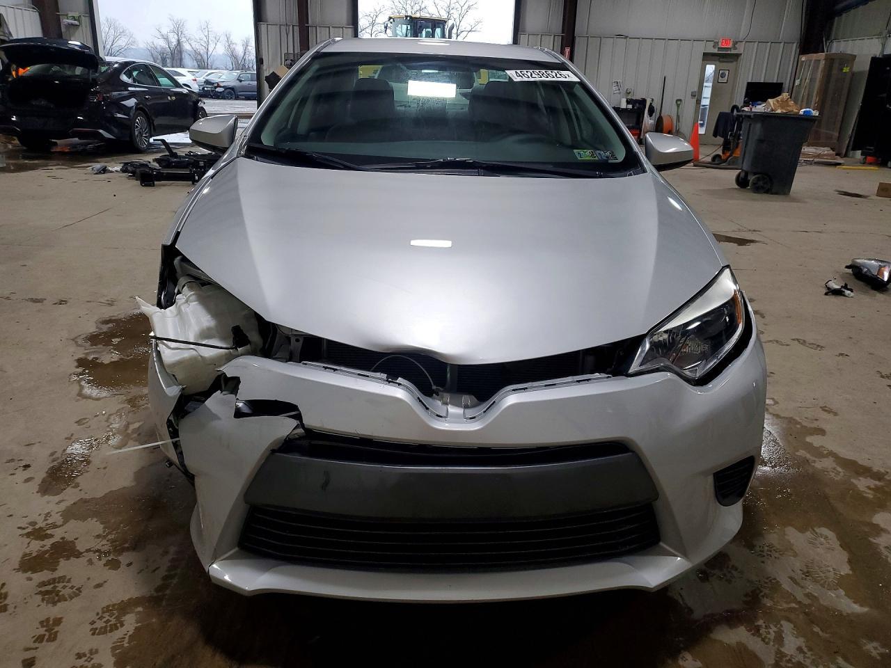 2015 TOYOTA COROLLA