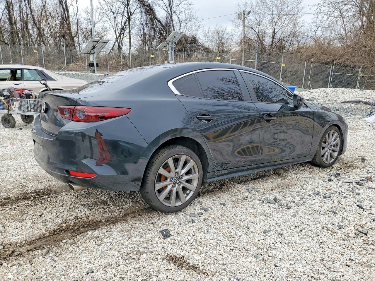 2021 MAZDA 3