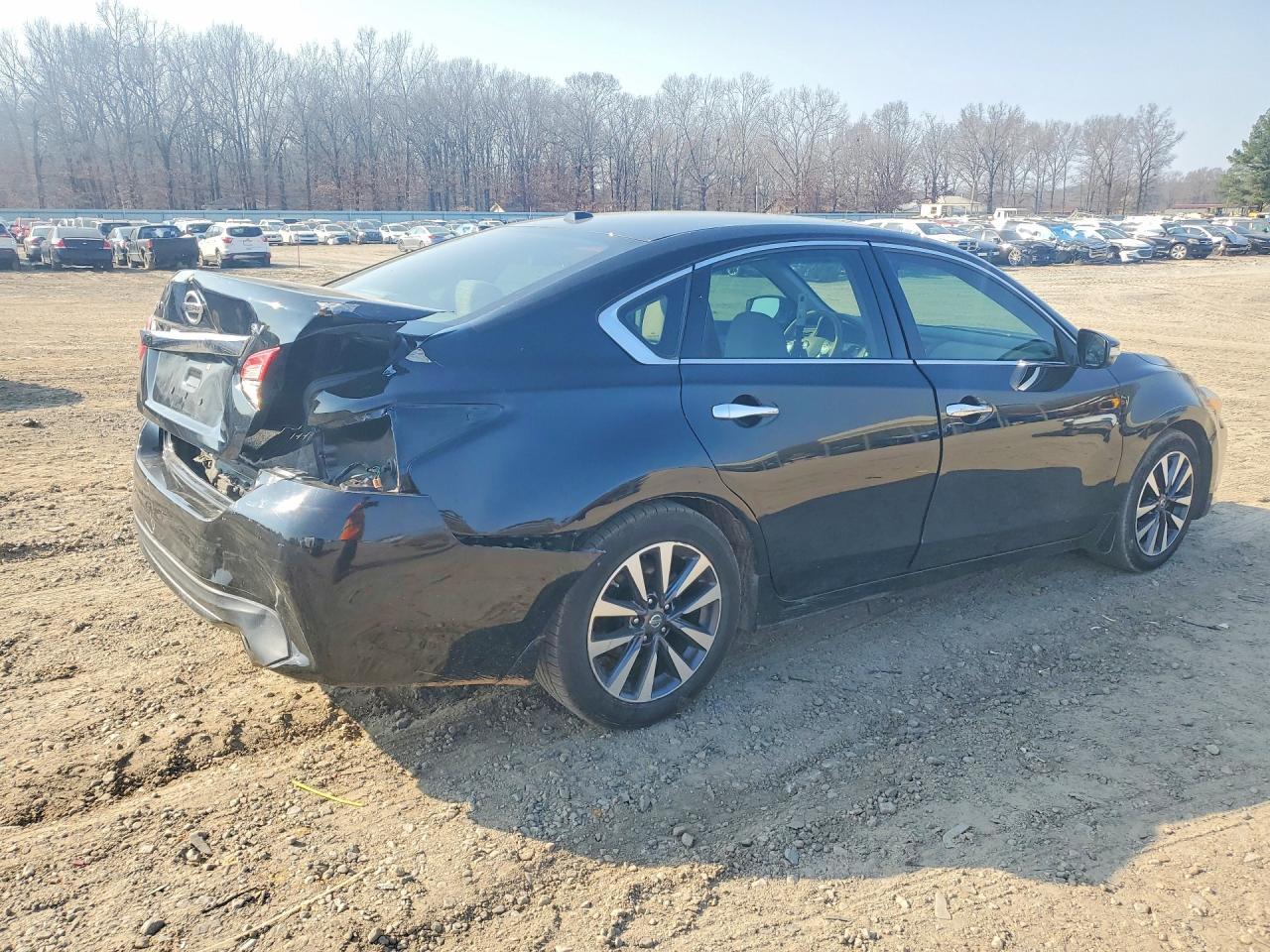 2017 NISSAN ALTIMA