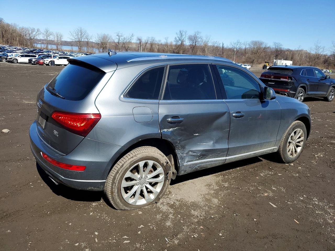 2015 AUDI Q5