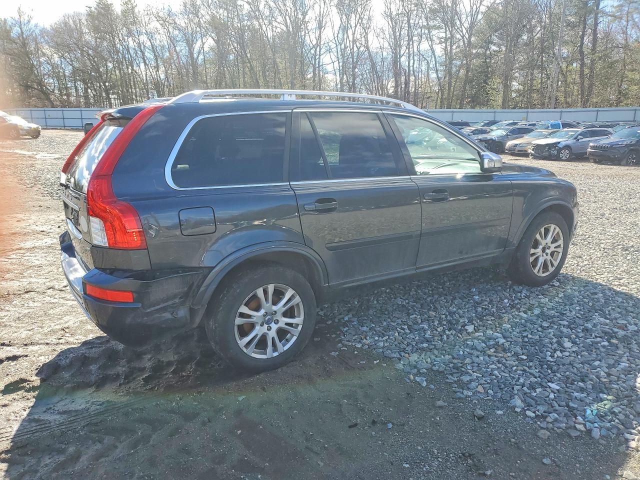 2013 VOLVO XC90
