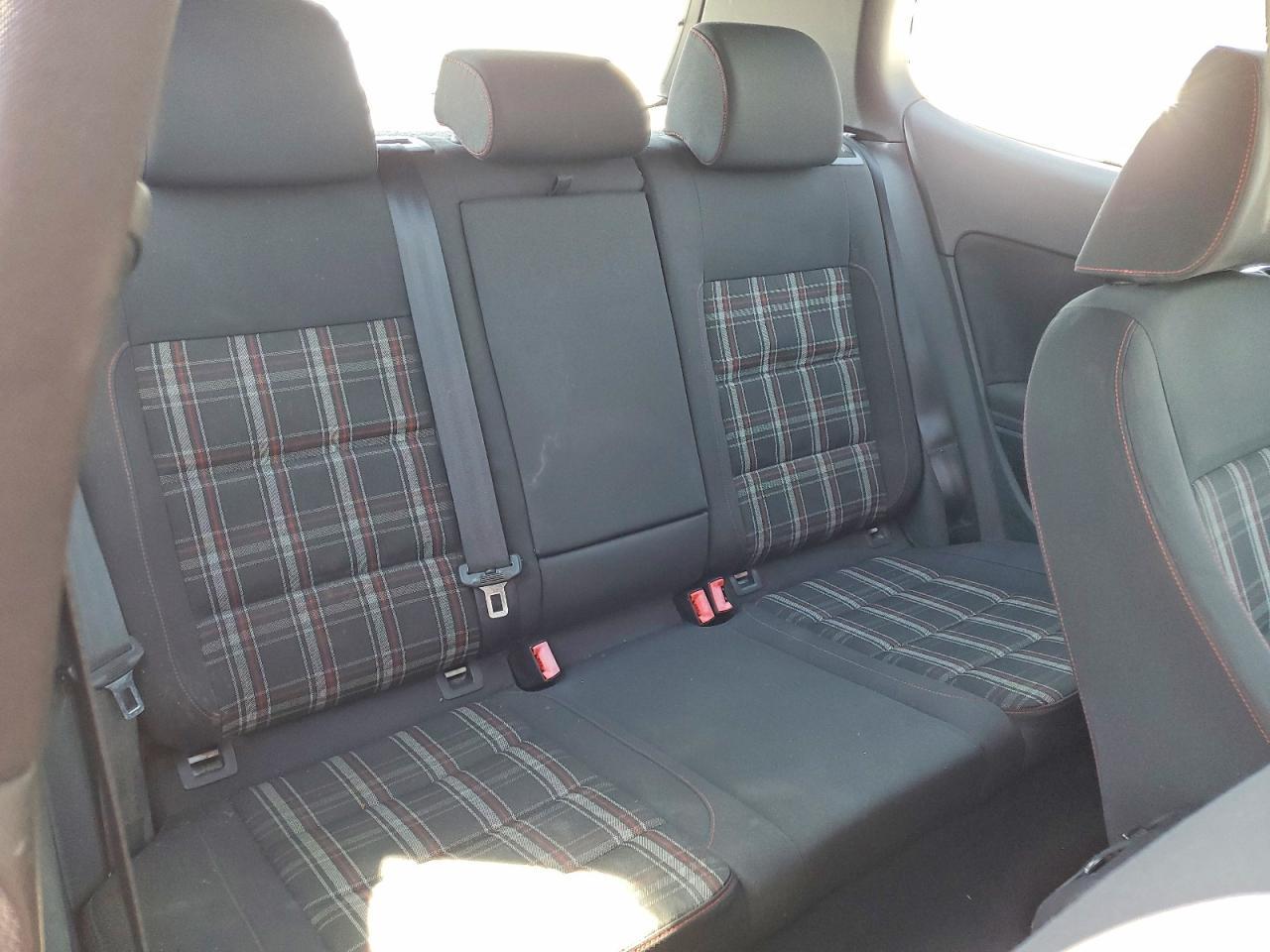 2012 VOLKSWAGEN GTI