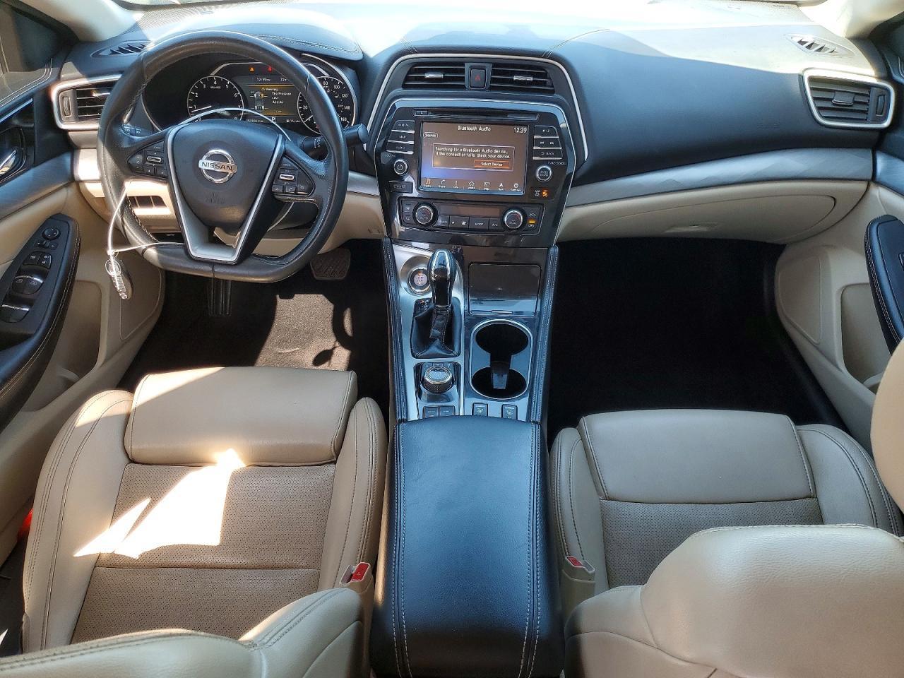 2017 NISSAN Maxima