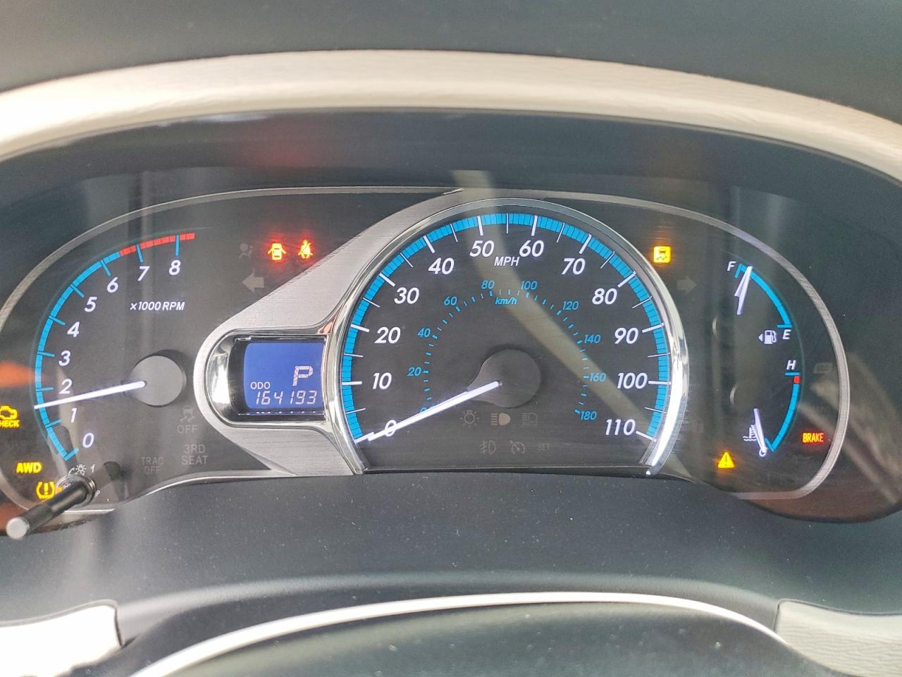 2011 TOYOTA SIENNA