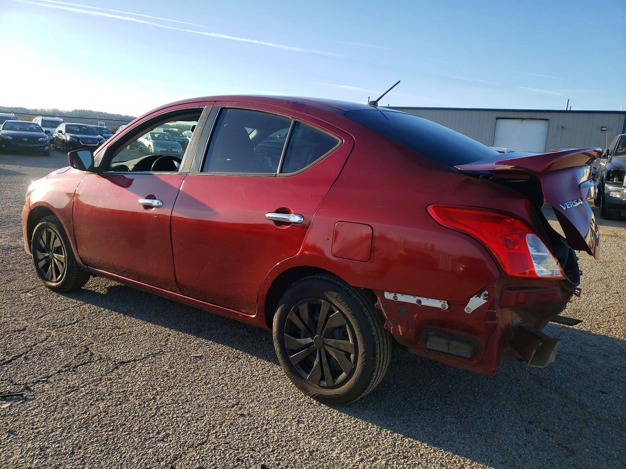 2018 NISSAN VERSA