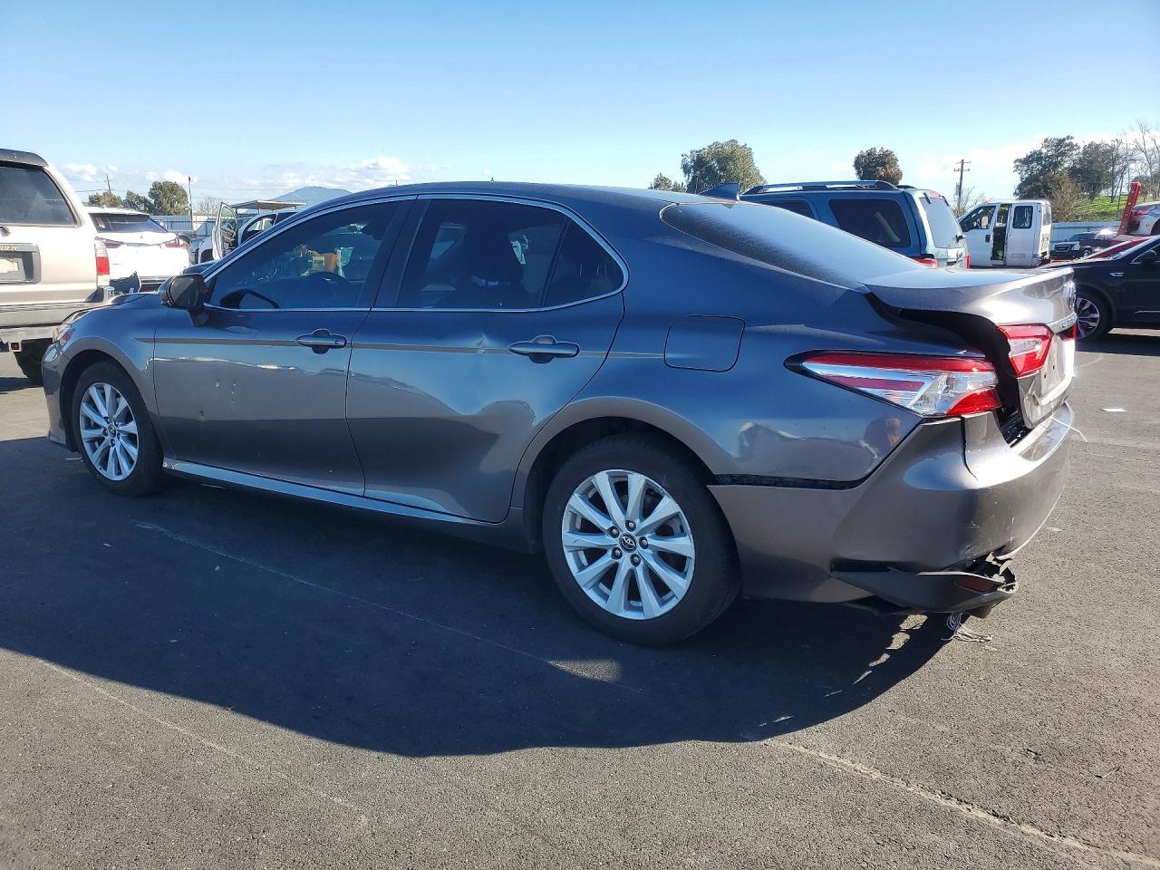 2019 TOYOTA CAMRY