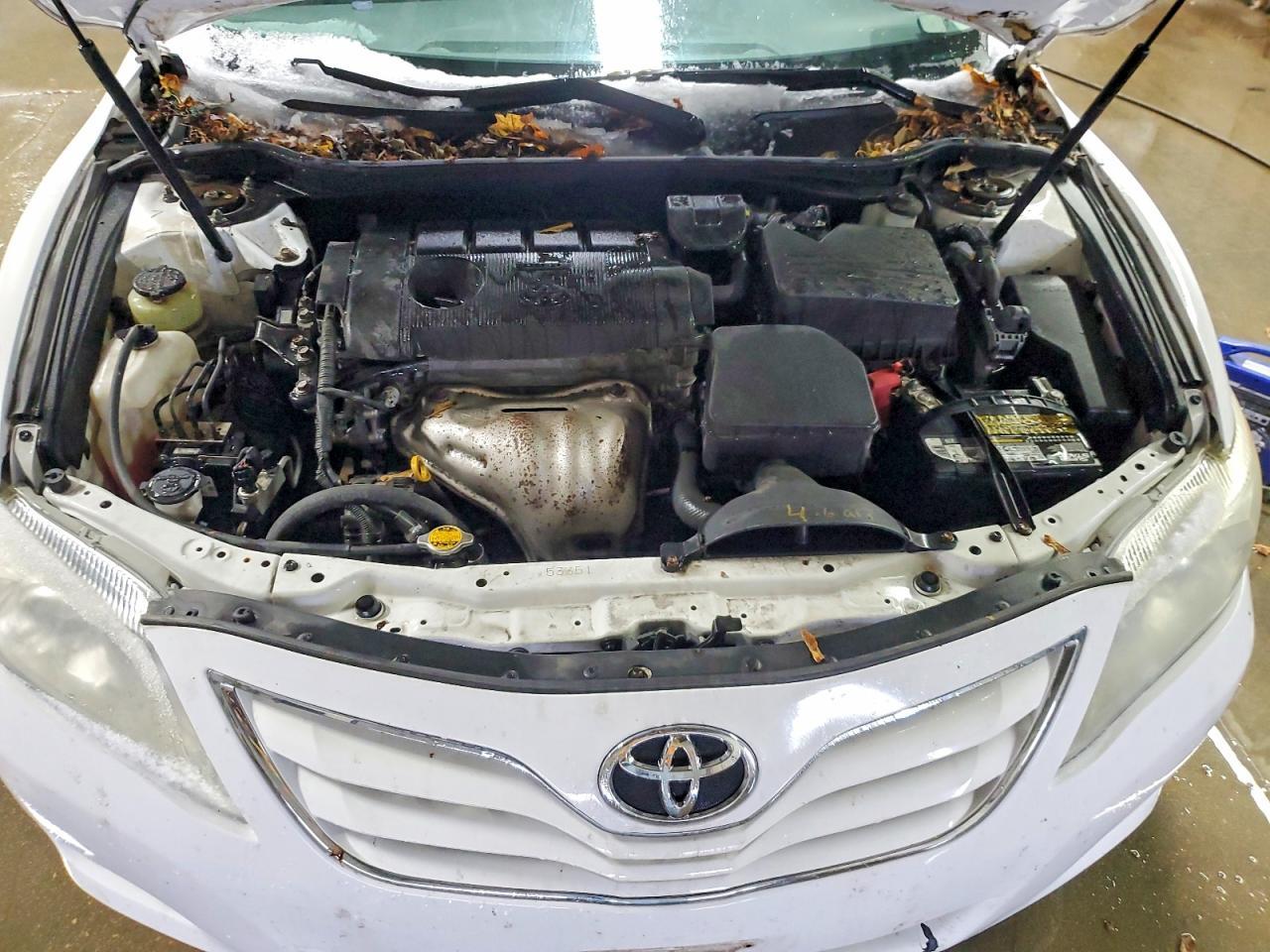 2011 TOYOTA CAMRY