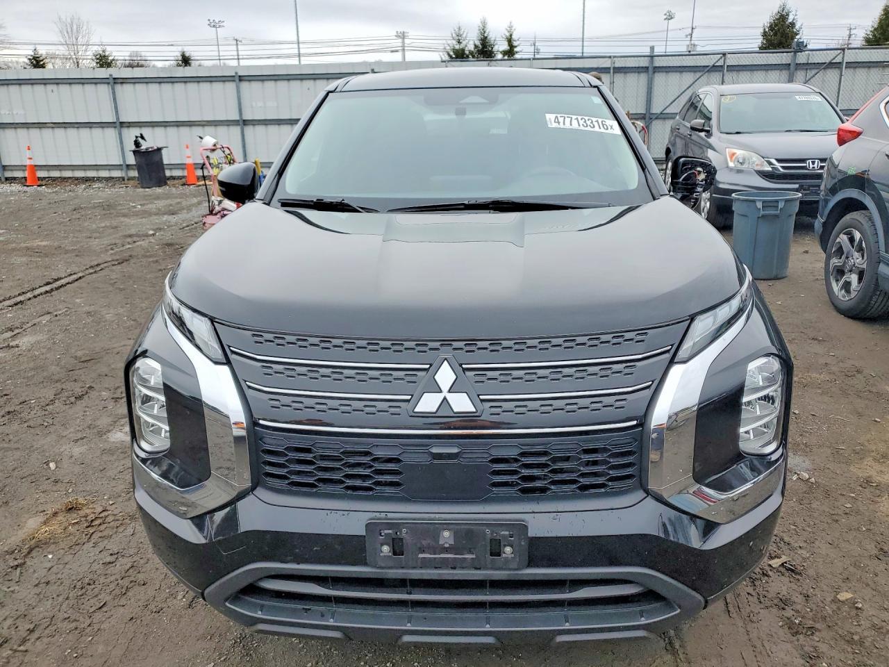 2022 MITSUBISHI outlander