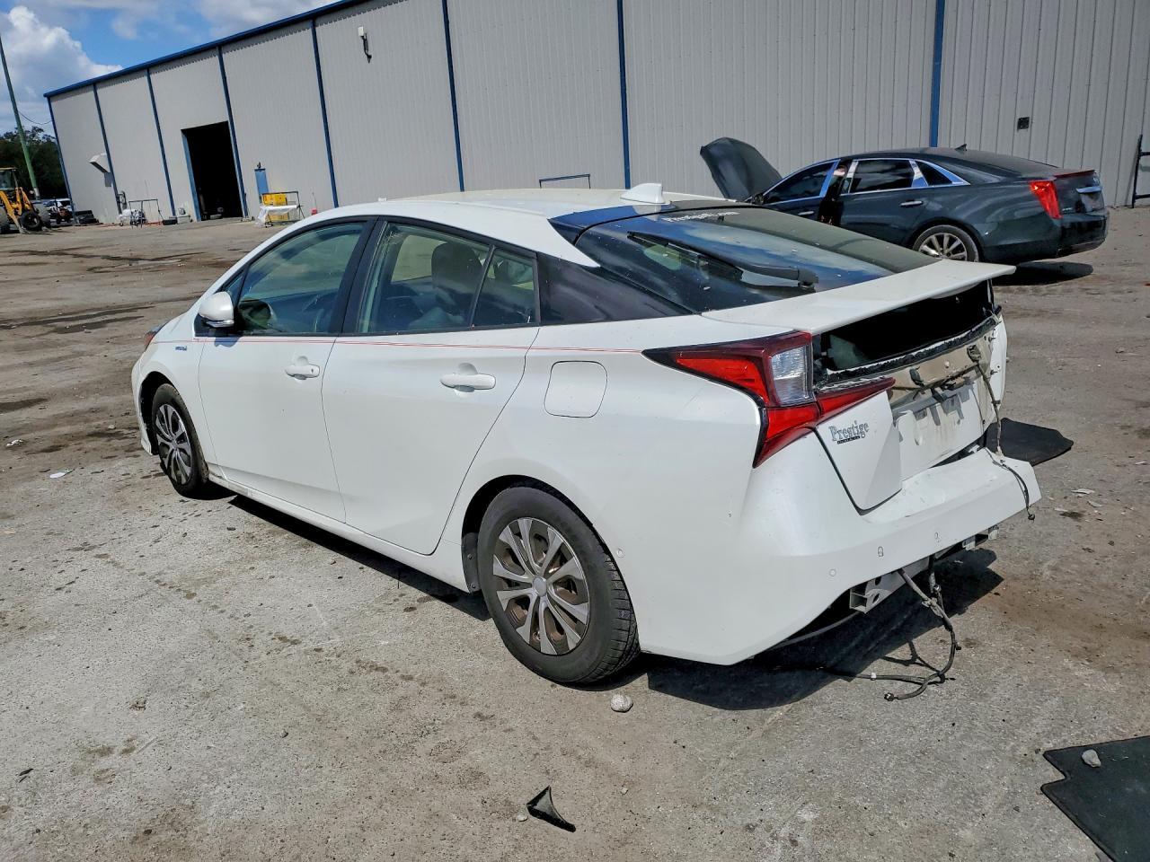 2022 TOYOTA PRIUS