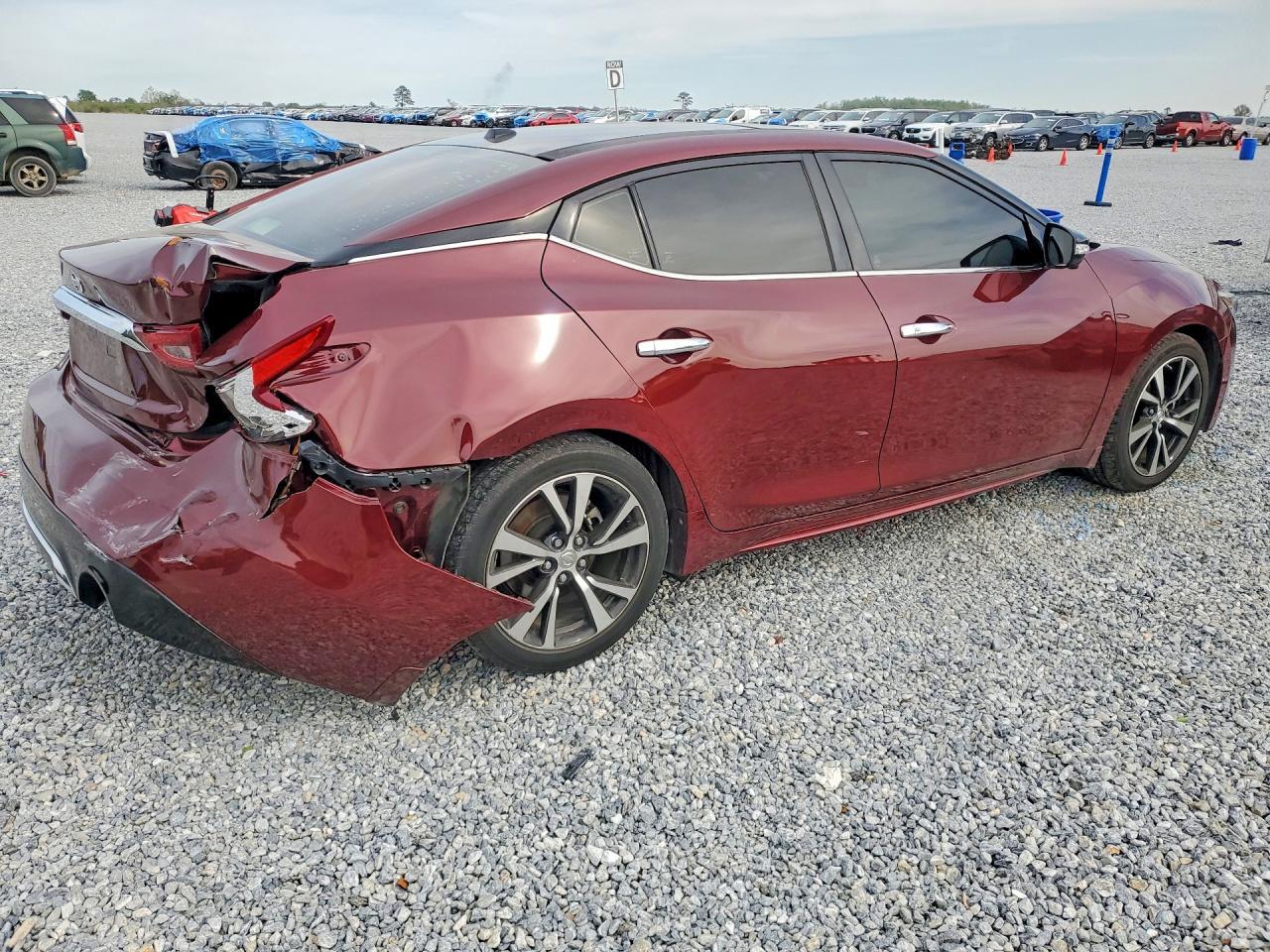 2018 NISSAN Maxima