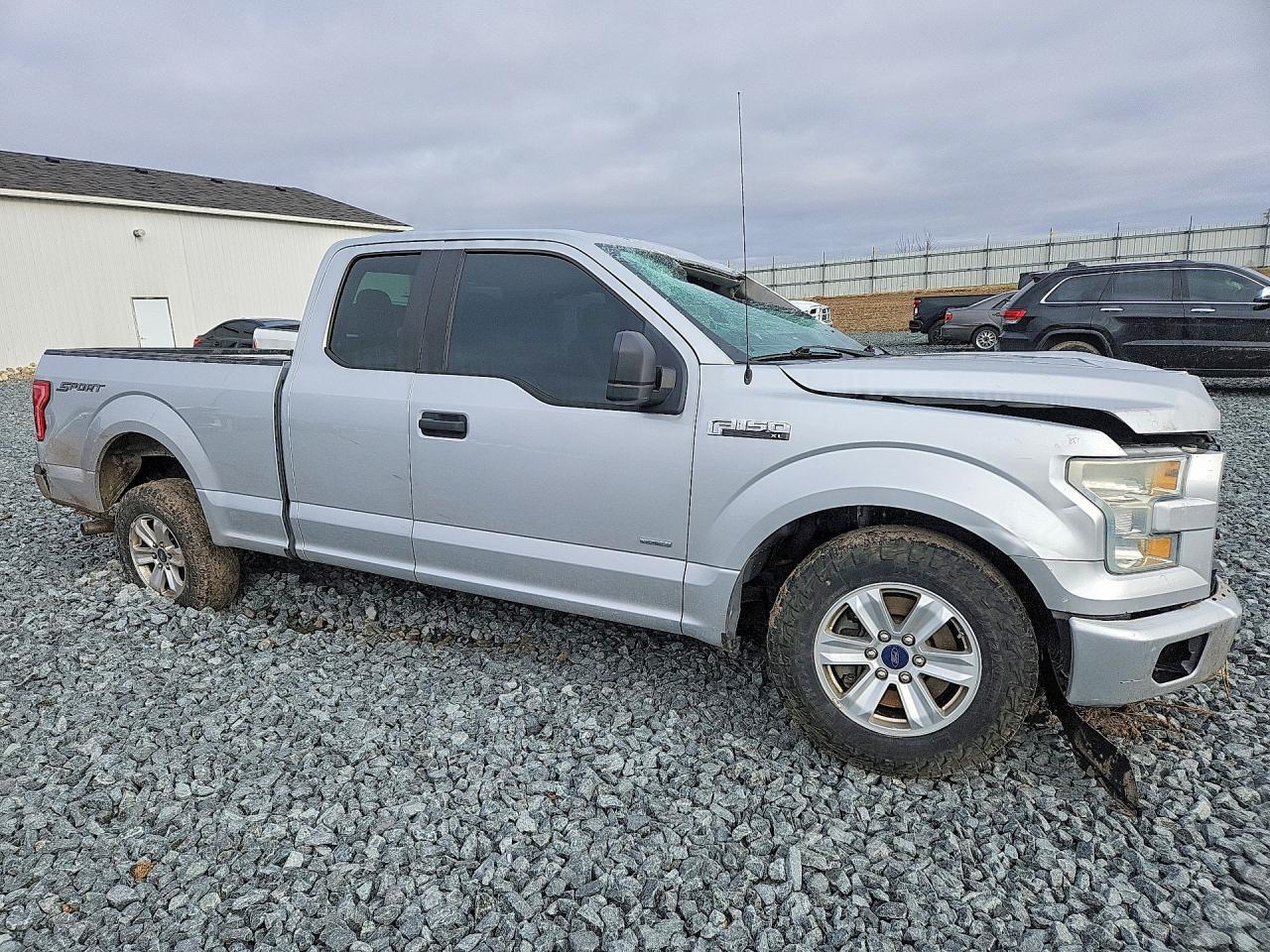 2015 FORD F-150