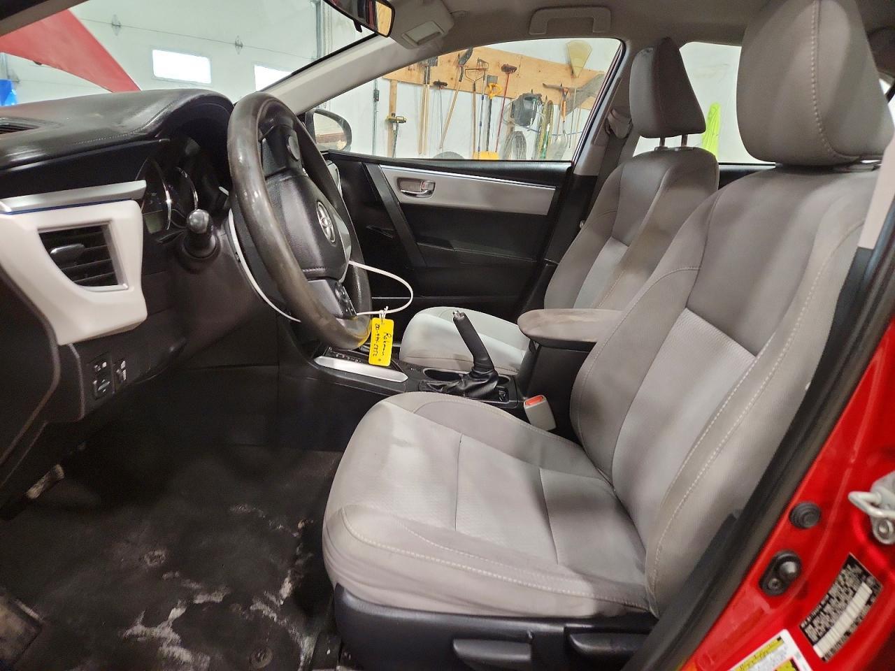 2016 TOYOTA COROLLA