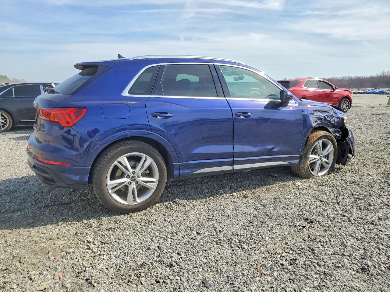 2022 AUDI Q3