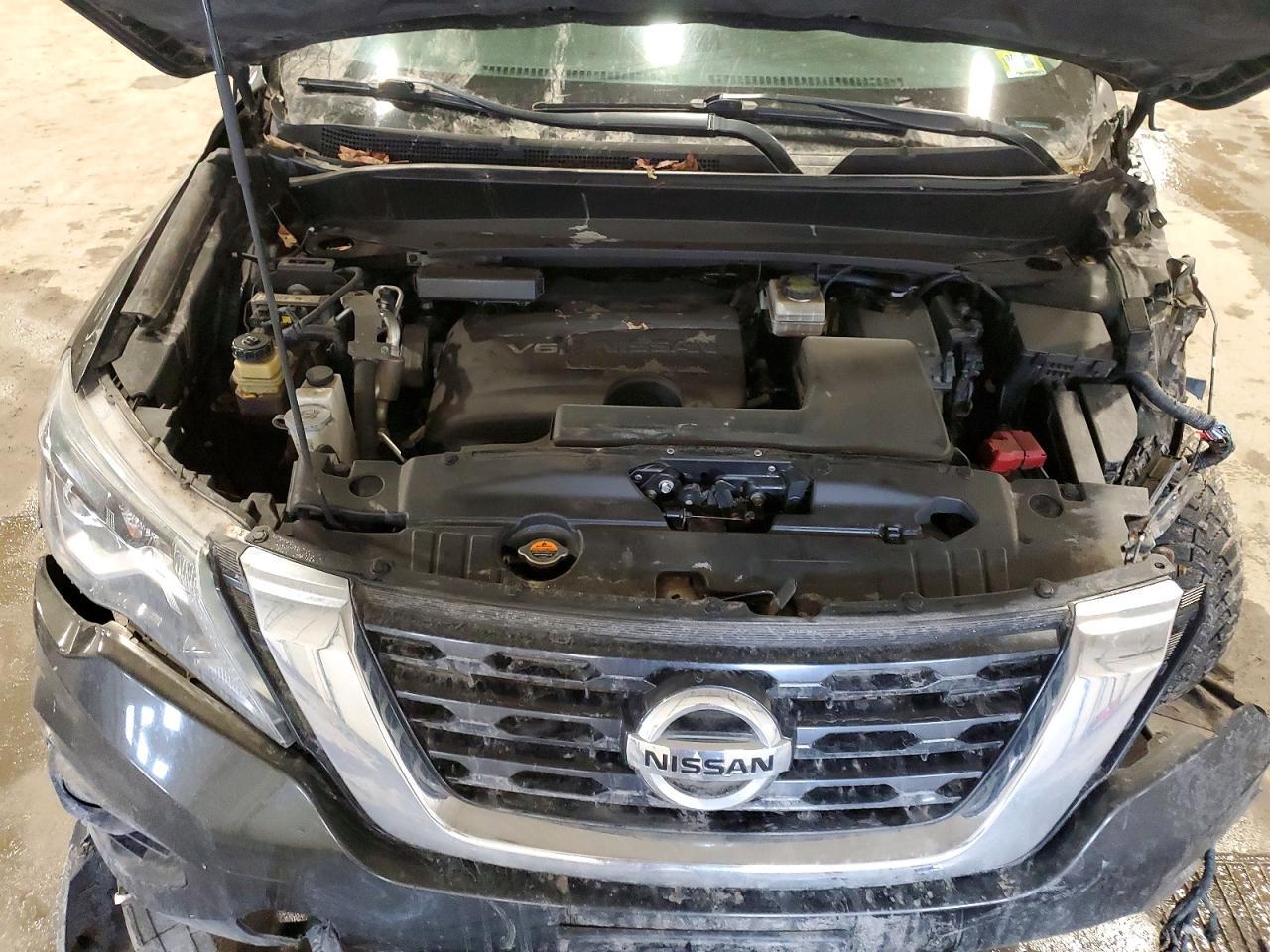 2017 NISSAN PATHFINDER