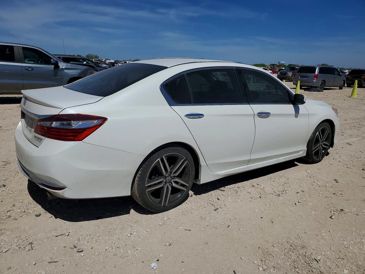 2016 HONDA ACCORD