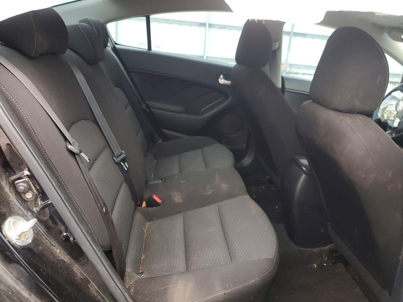 2017 KIA FORTE