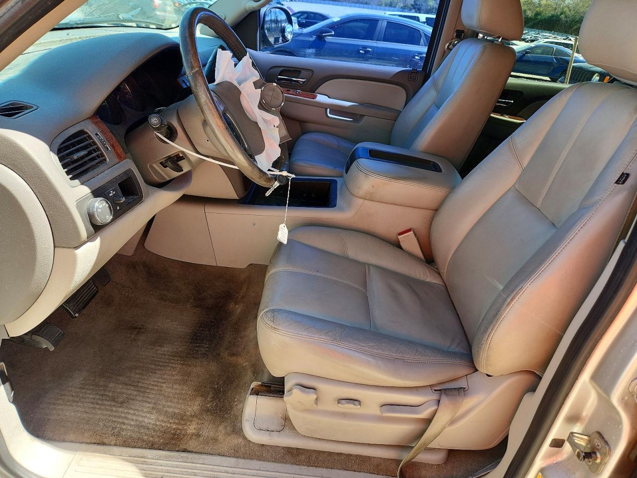 2011 CHEVROLET Tahoe