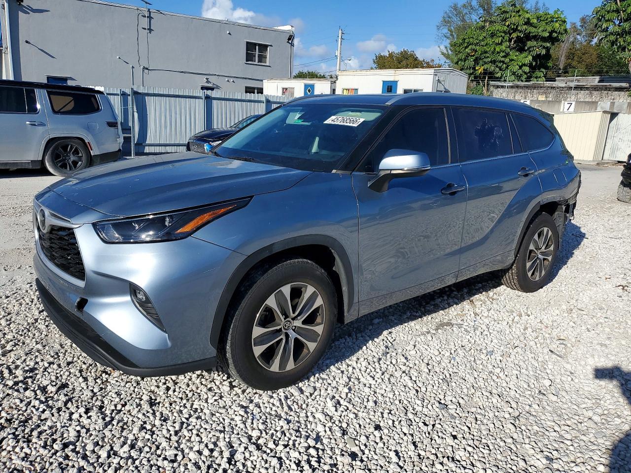 2023 TOYOTA HIGHLANDER