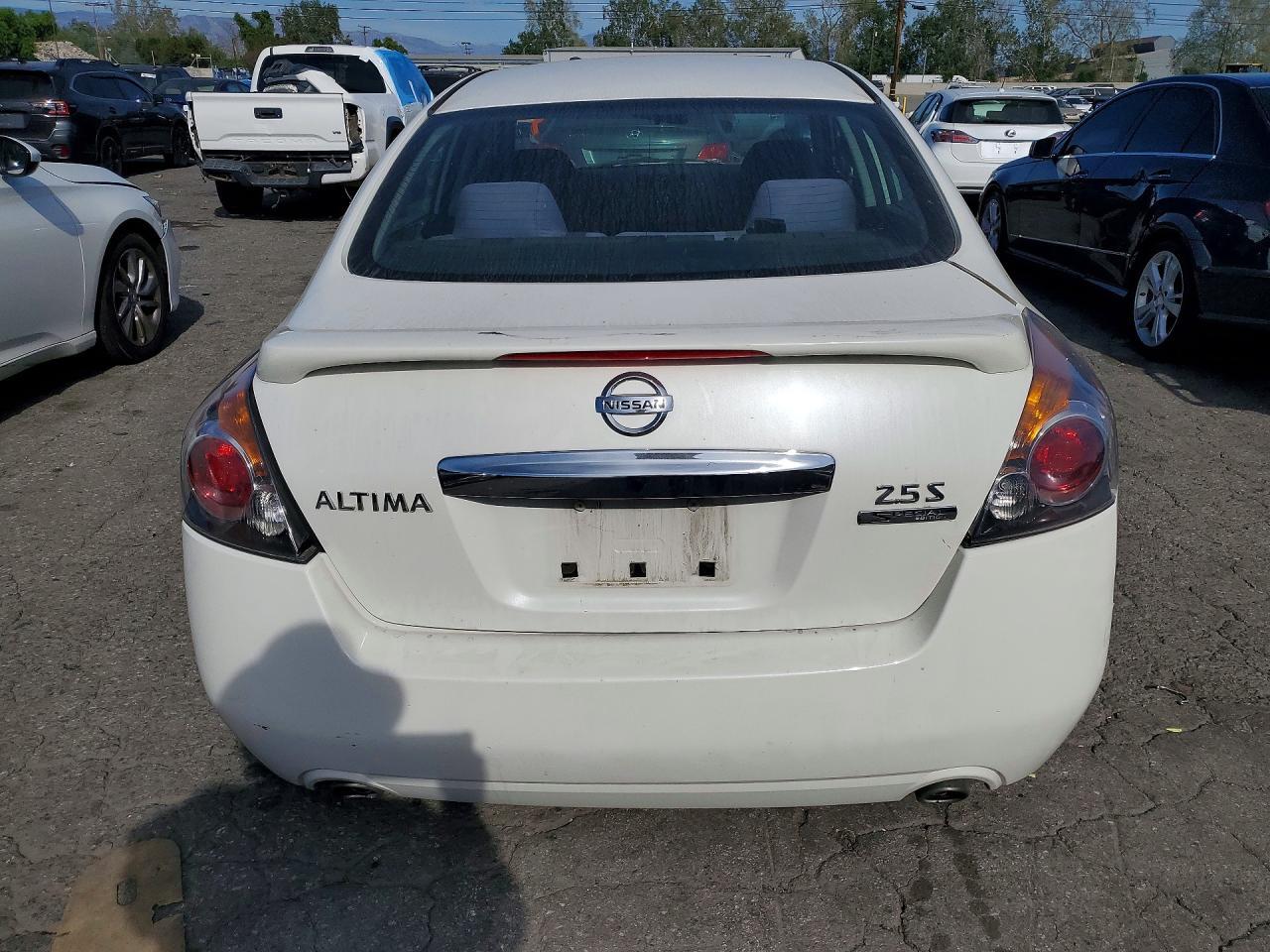 2012 NISSAN ALTIMA