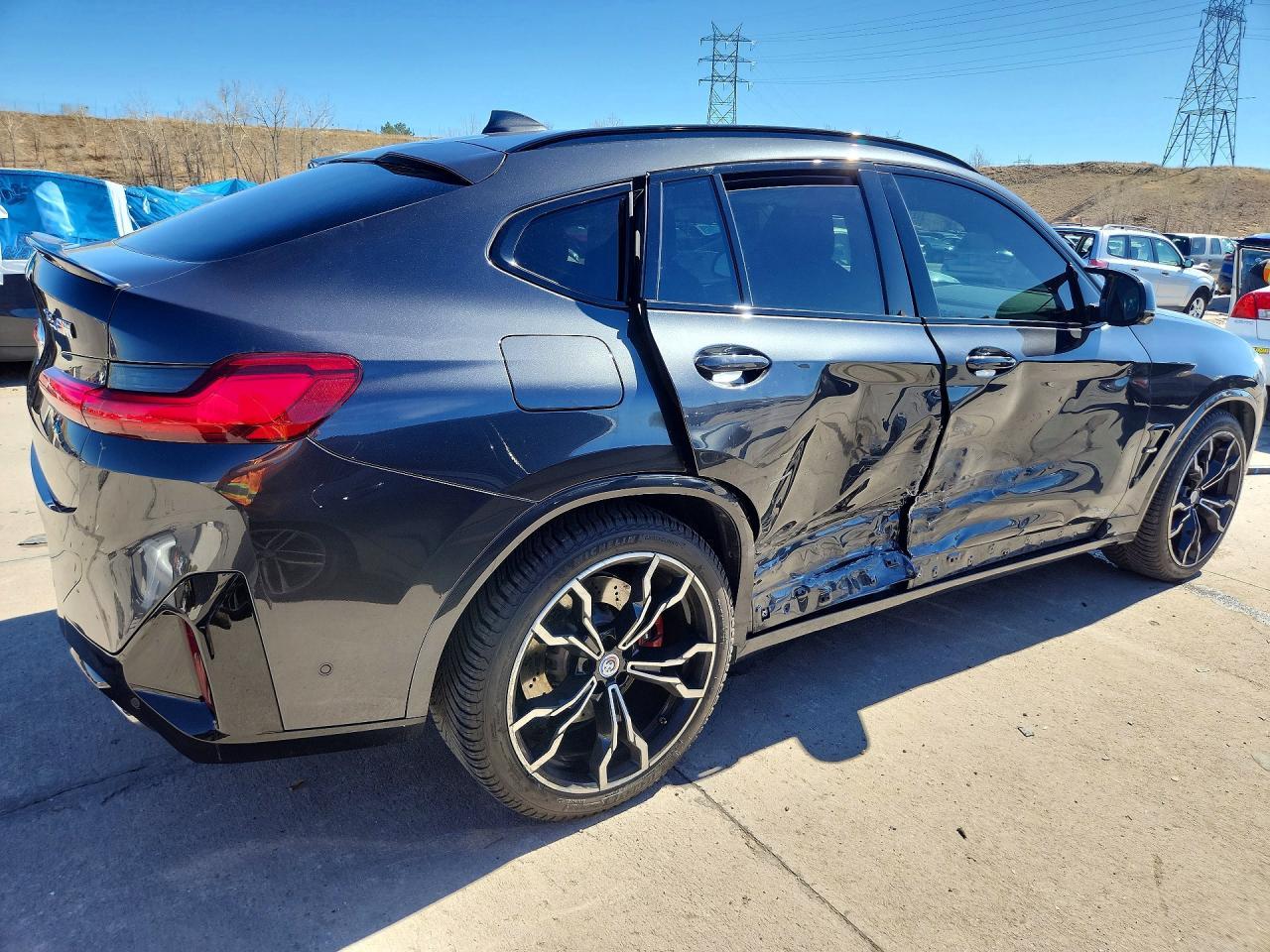 2023 BMW X4