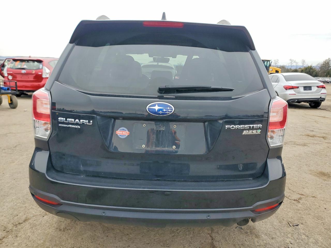 2017 SUBARU FORESTER