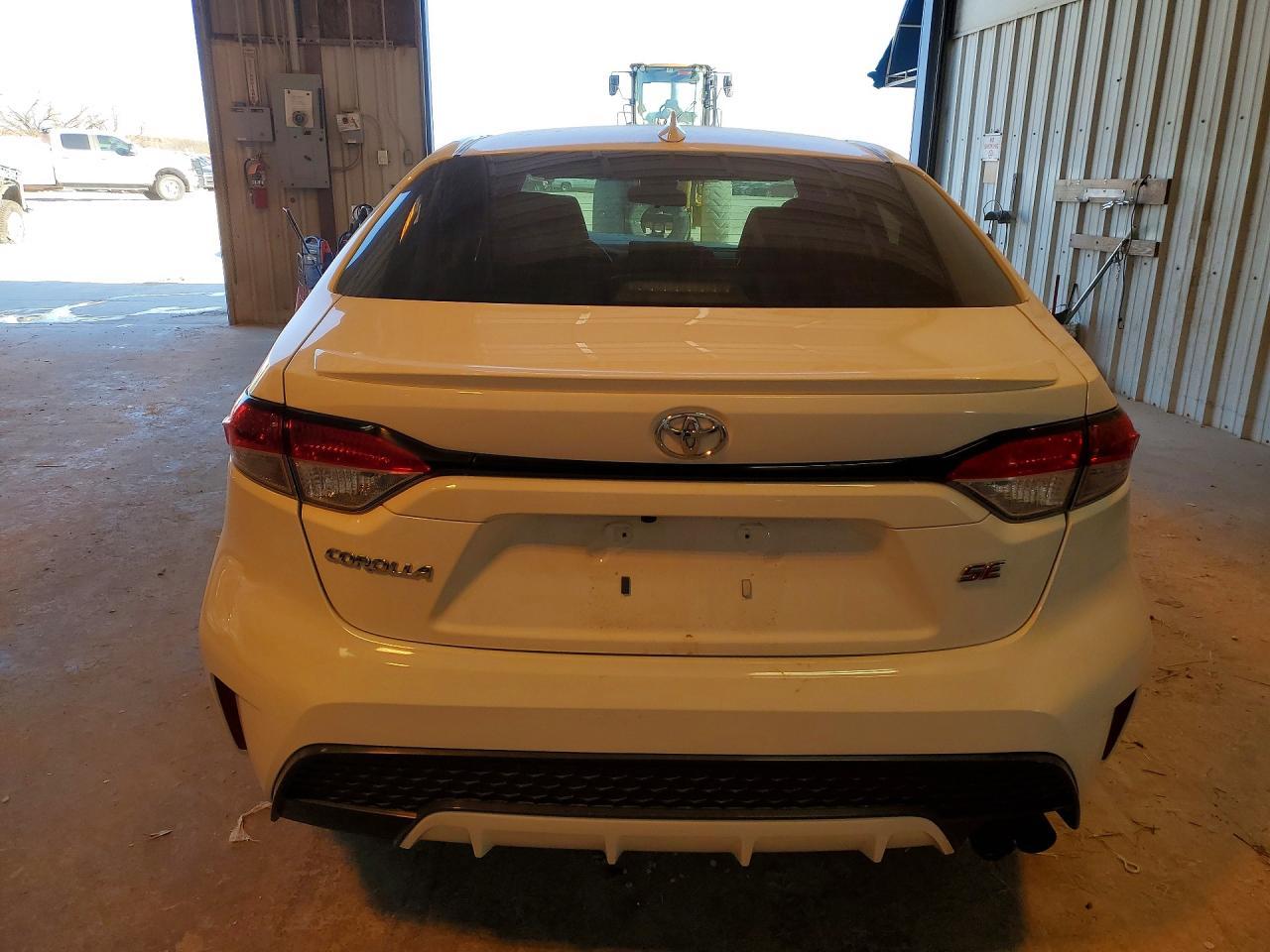 2021 TOYOTA COROLLA