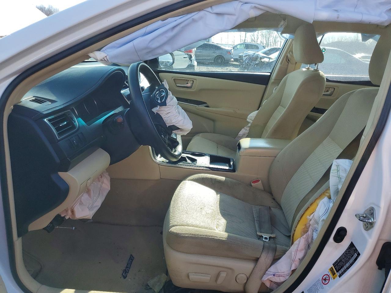 2016 TOYOTA CAMRY