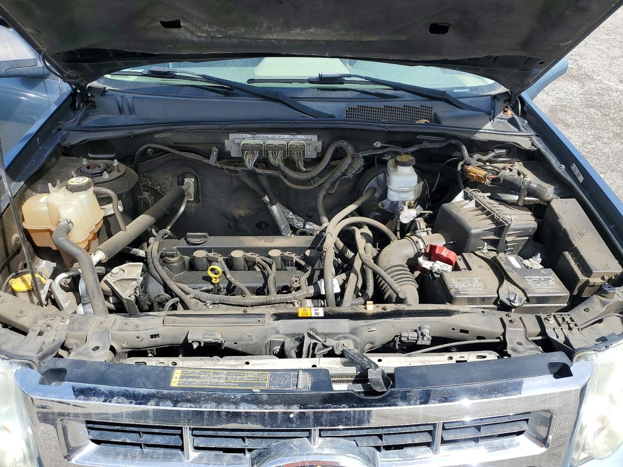 2010 FORD ESCAPE
