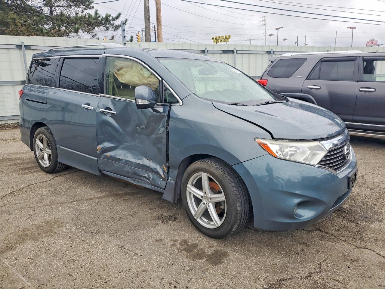 2012 NISSAN Quest