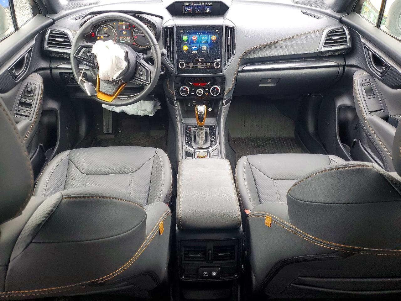 2024 SUBARU FORESTER