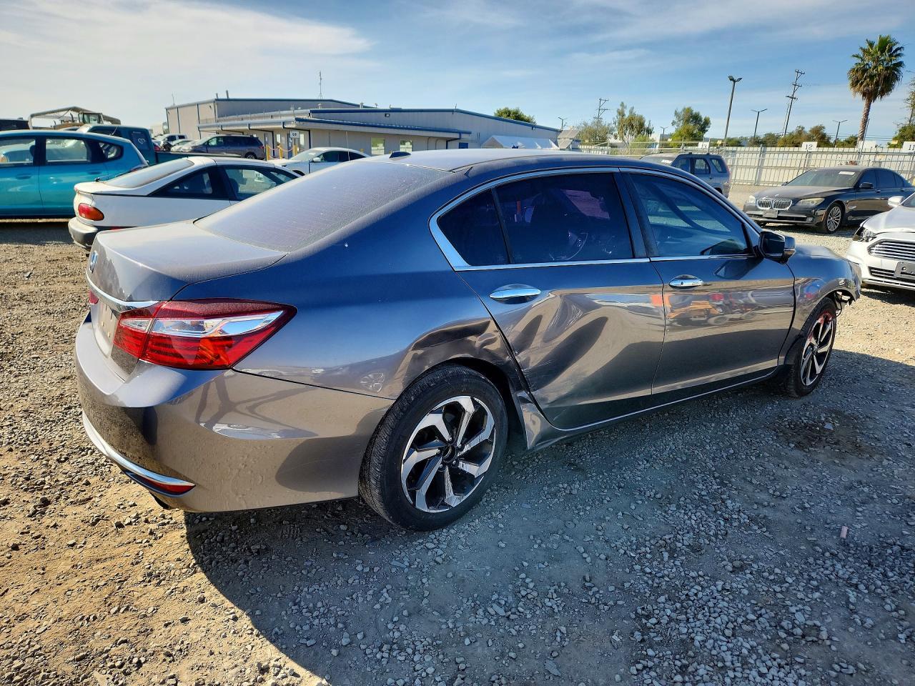 2017 HONDA ACCORD