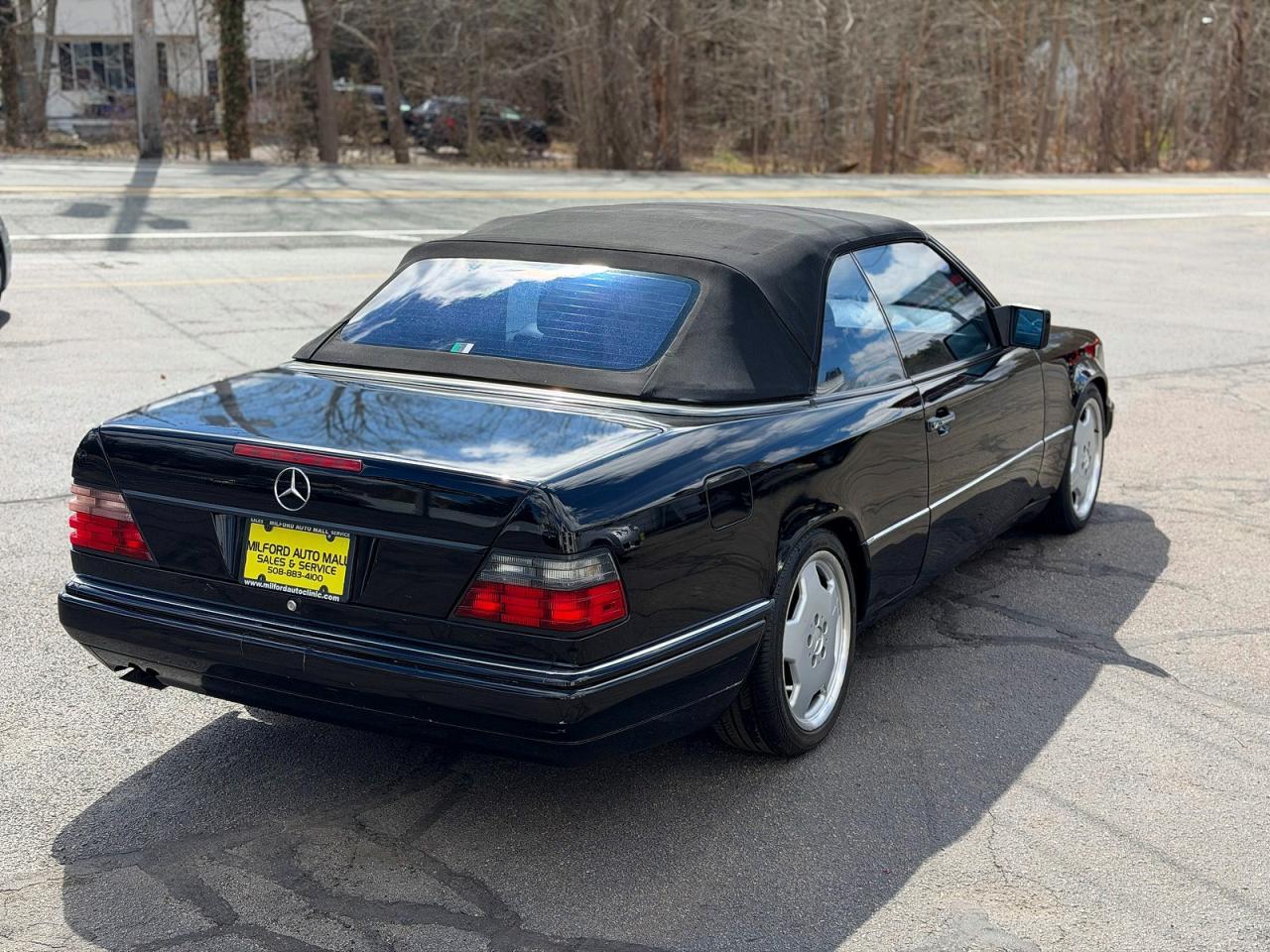 1995 MERCEDES-BENZ E-Class