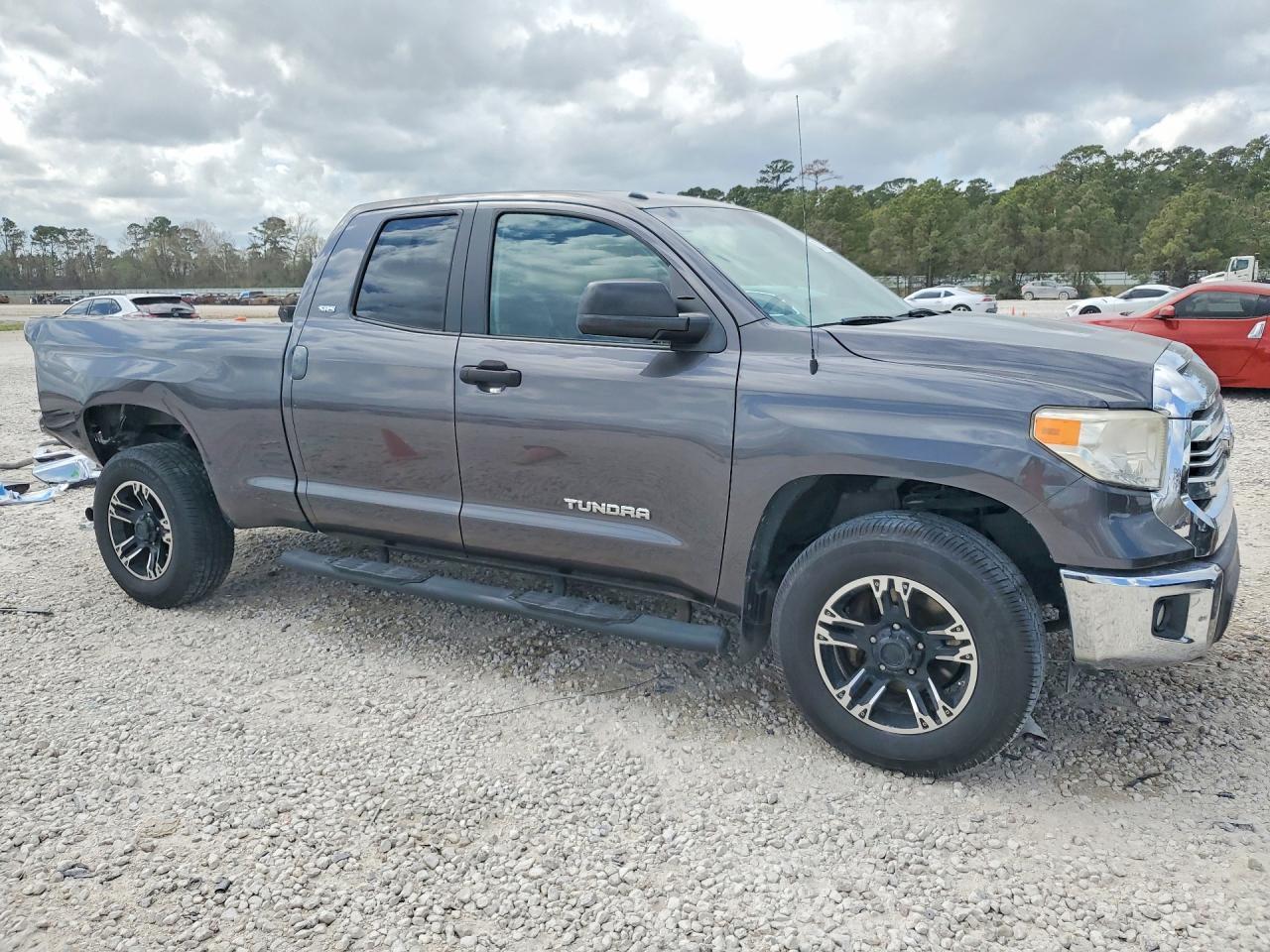 2016 TOYOTA TUNDRA