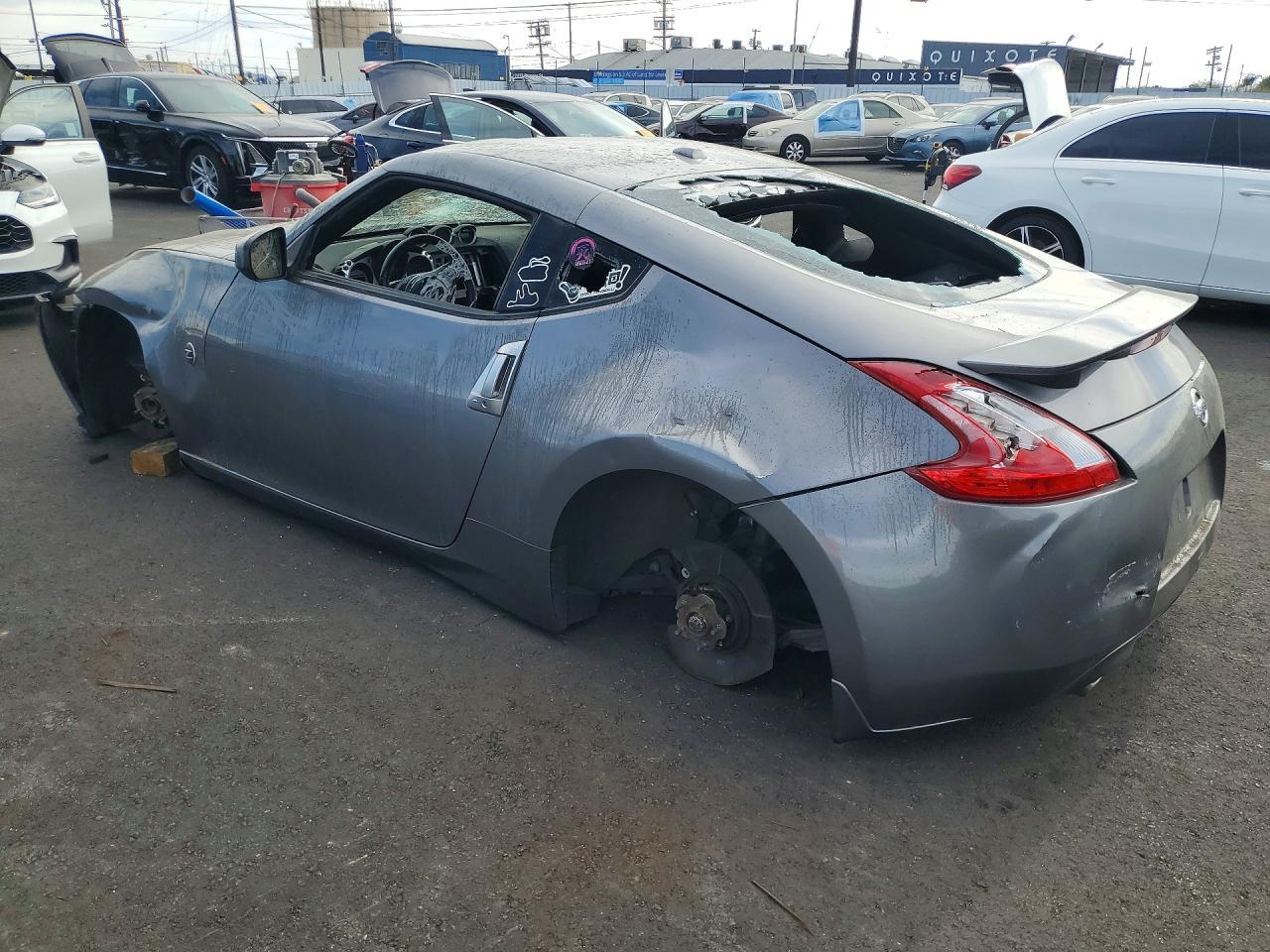 2012 NISSAN 370Z