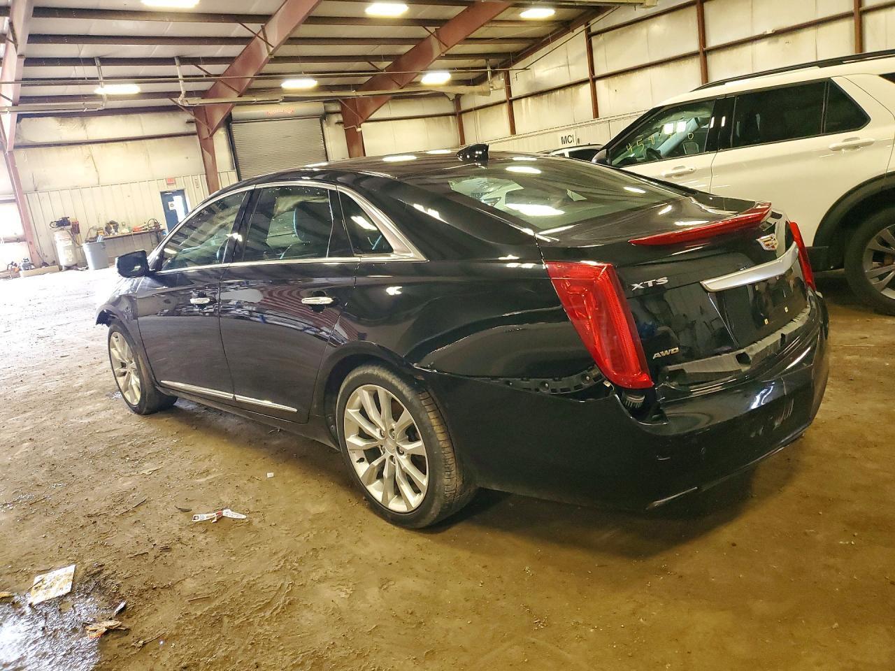 2017 CADILLAC XTS