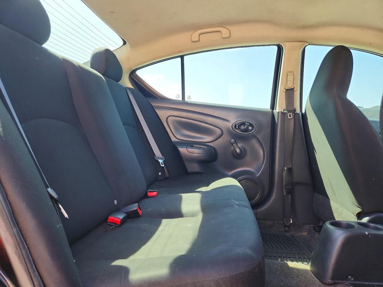 2015 NISSAN VERSA