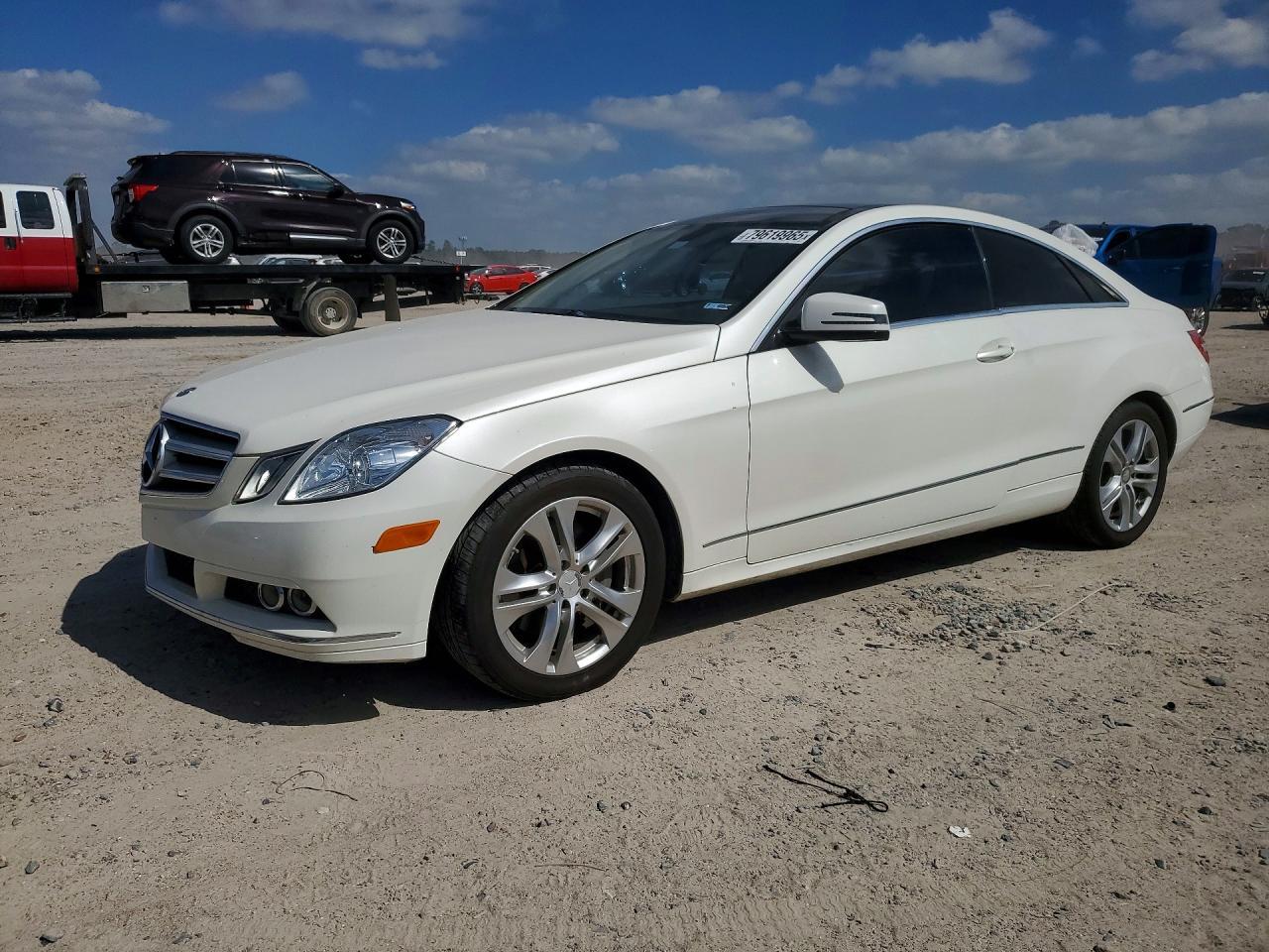 2011 MERCEDES-BENZ E-Class