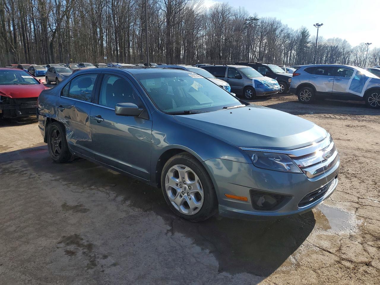 2011 FORD FUSION