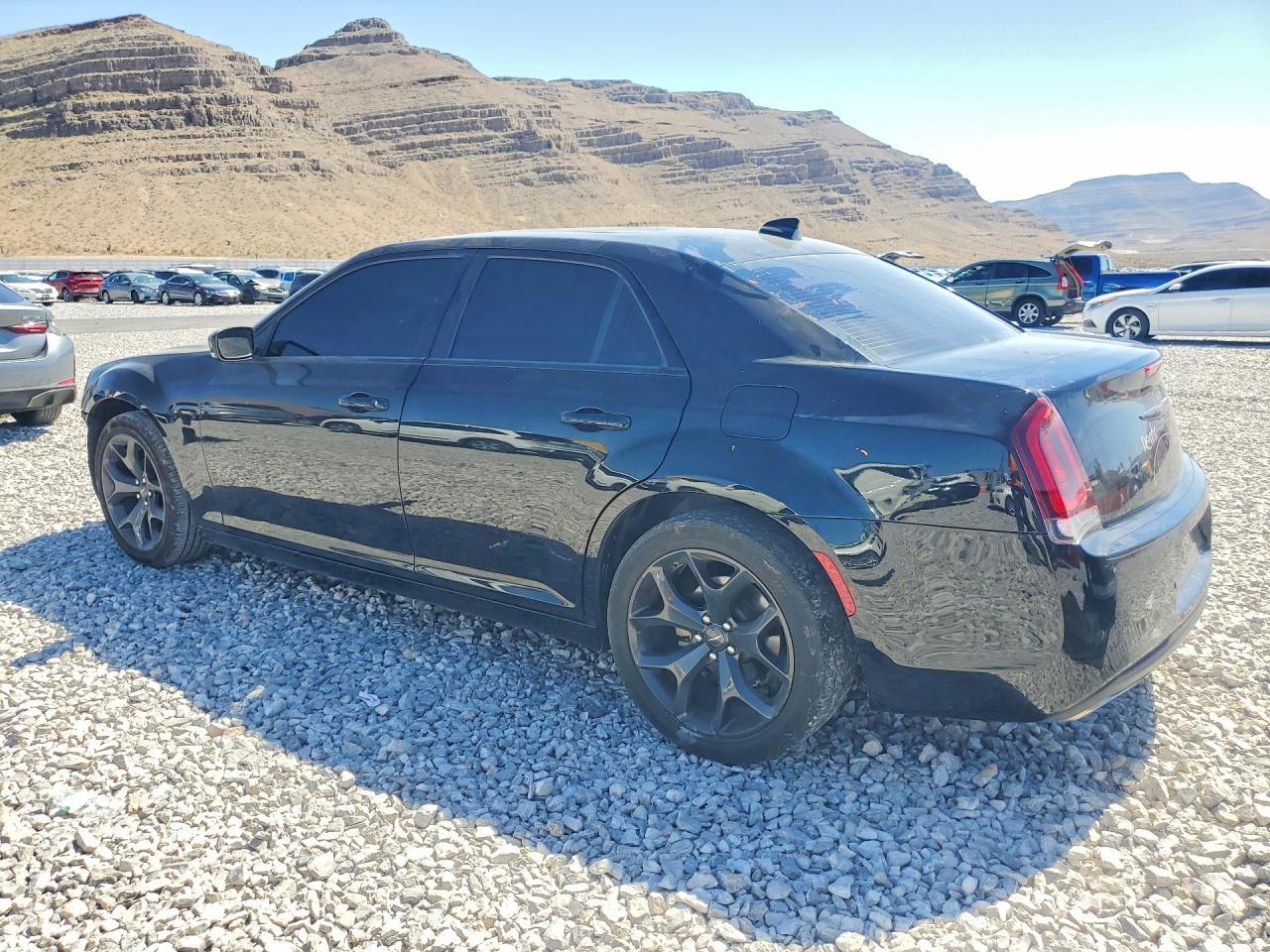 2022 CHRYSLER 300