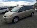 2005 TOYOTA SIENNA