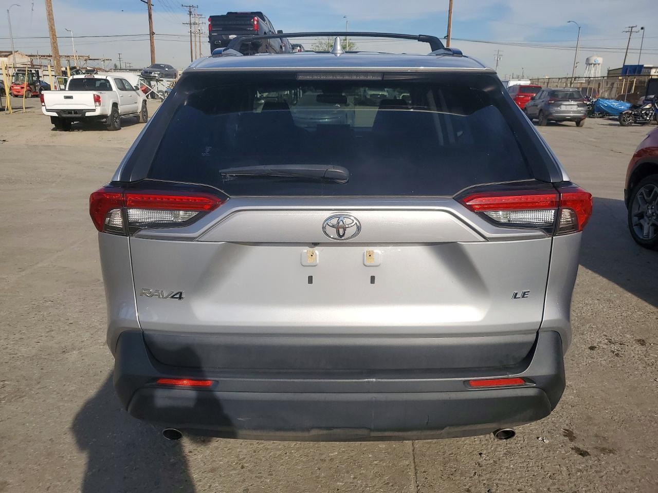 2019 TOYOTA RAV4