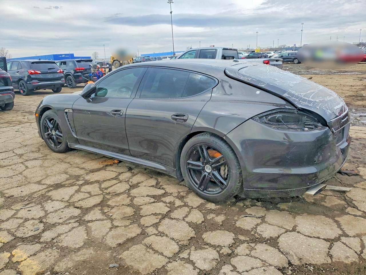 2011 PORSCHE Panamera
