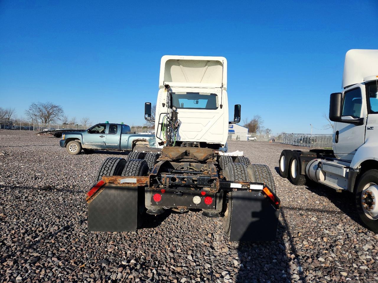 2019 INTERNATIONAL LT