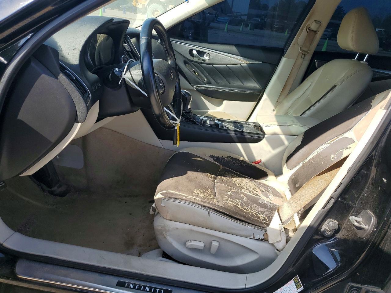 2014 INFINITI Q50