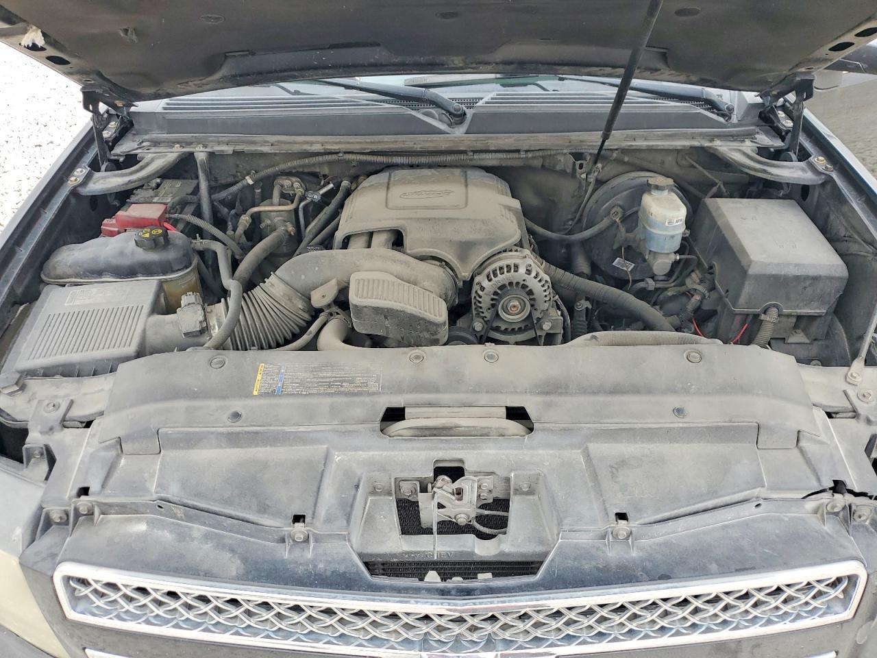 2011 CHEVROLET Tahoe