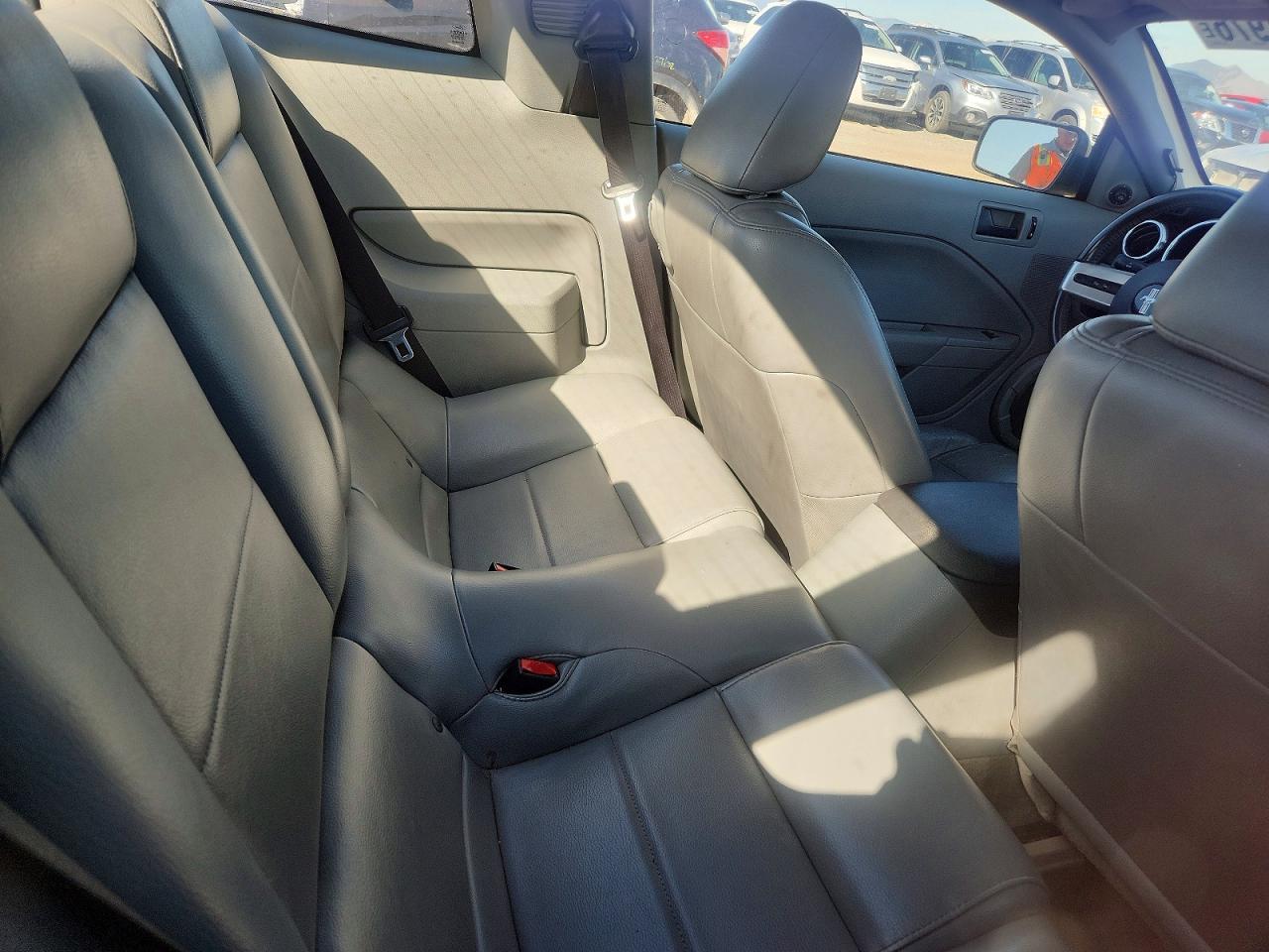 2006 FORD MUSTANG