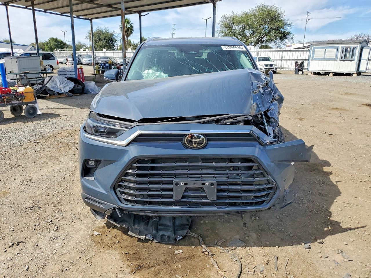 2024 TOYOTA HIGHLANDER