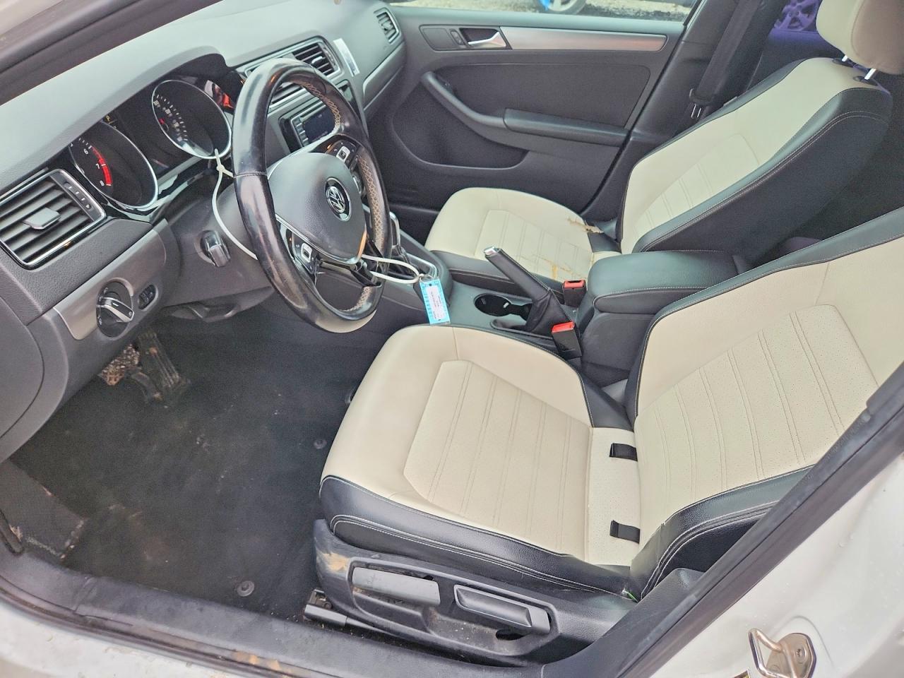 2016 VOLKSWAGEN JETTA