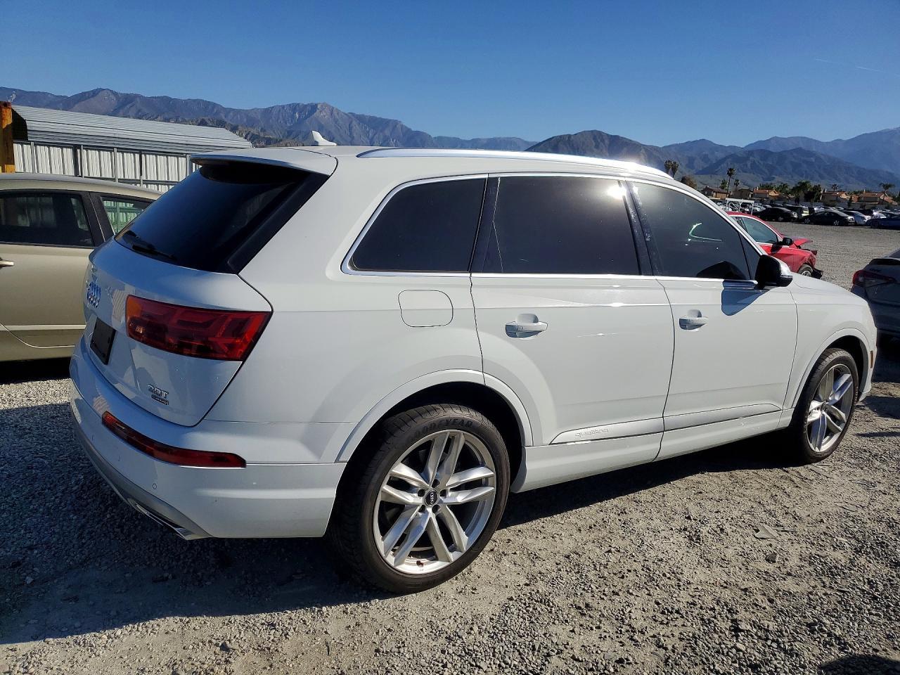 2017 AUDI Q7