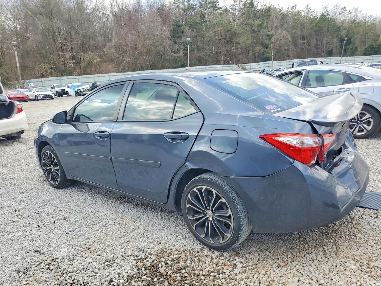2016 TOYOTA COROLLA